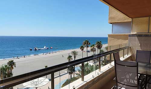 Holiday Rentals Estepona Sea views 